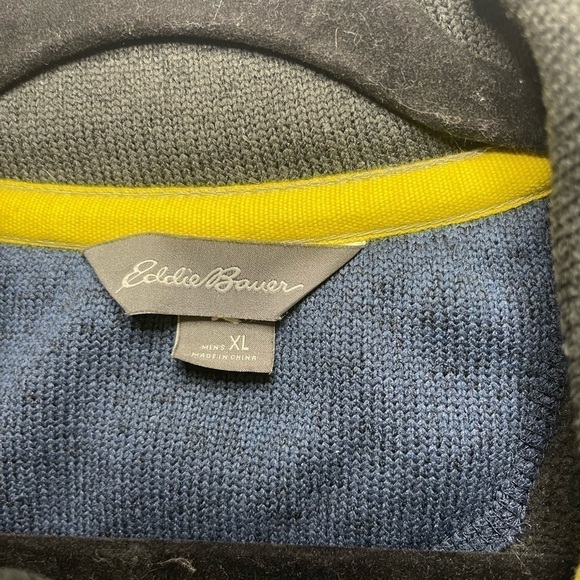 Eddie Bauer 1/4 Zip Fleece Size XL - Picture 3 of 4